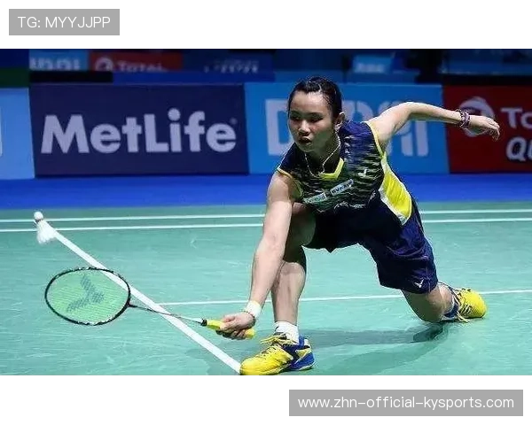 羽毛球混双反拍勾对角完成高质量制胜分